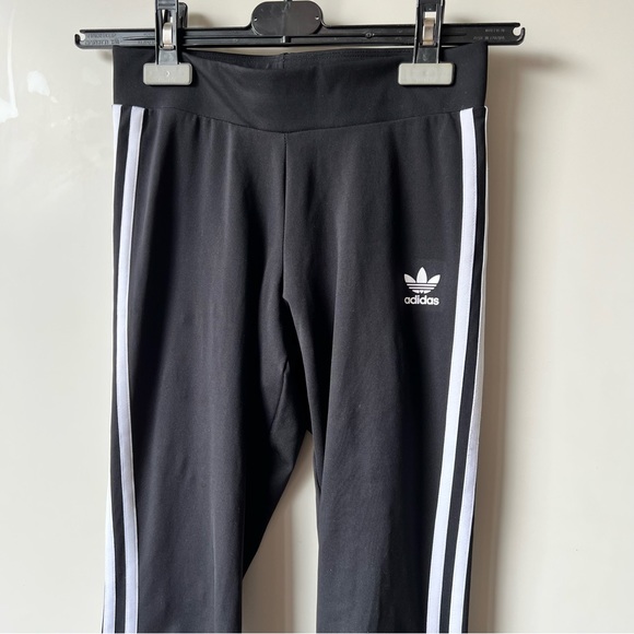 Adicolor Classic Flared Leggings size 4 or XS - Picture 10 of 13